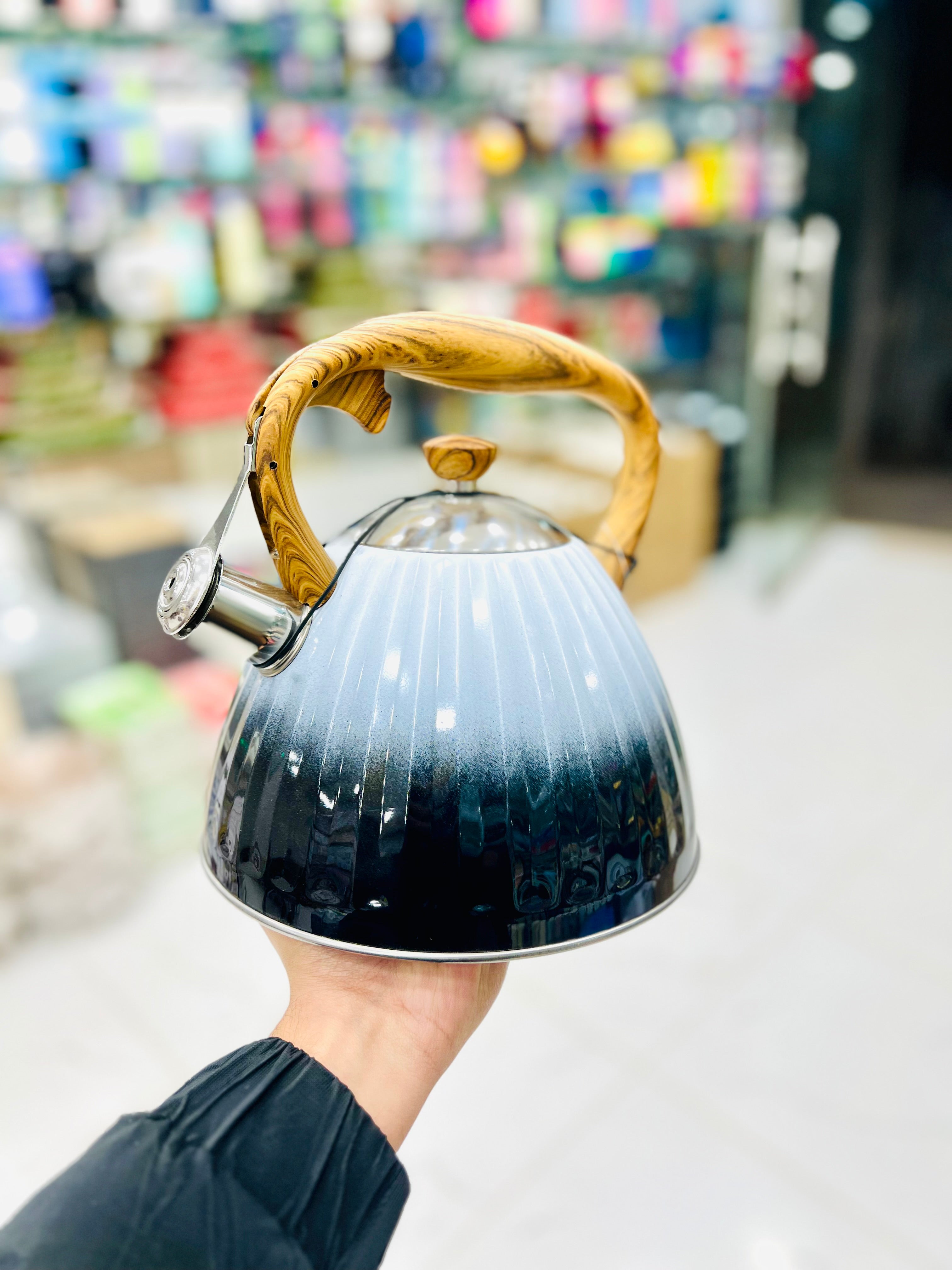Golden Ruler Whistling Kettle (Two Tone 3.0L)