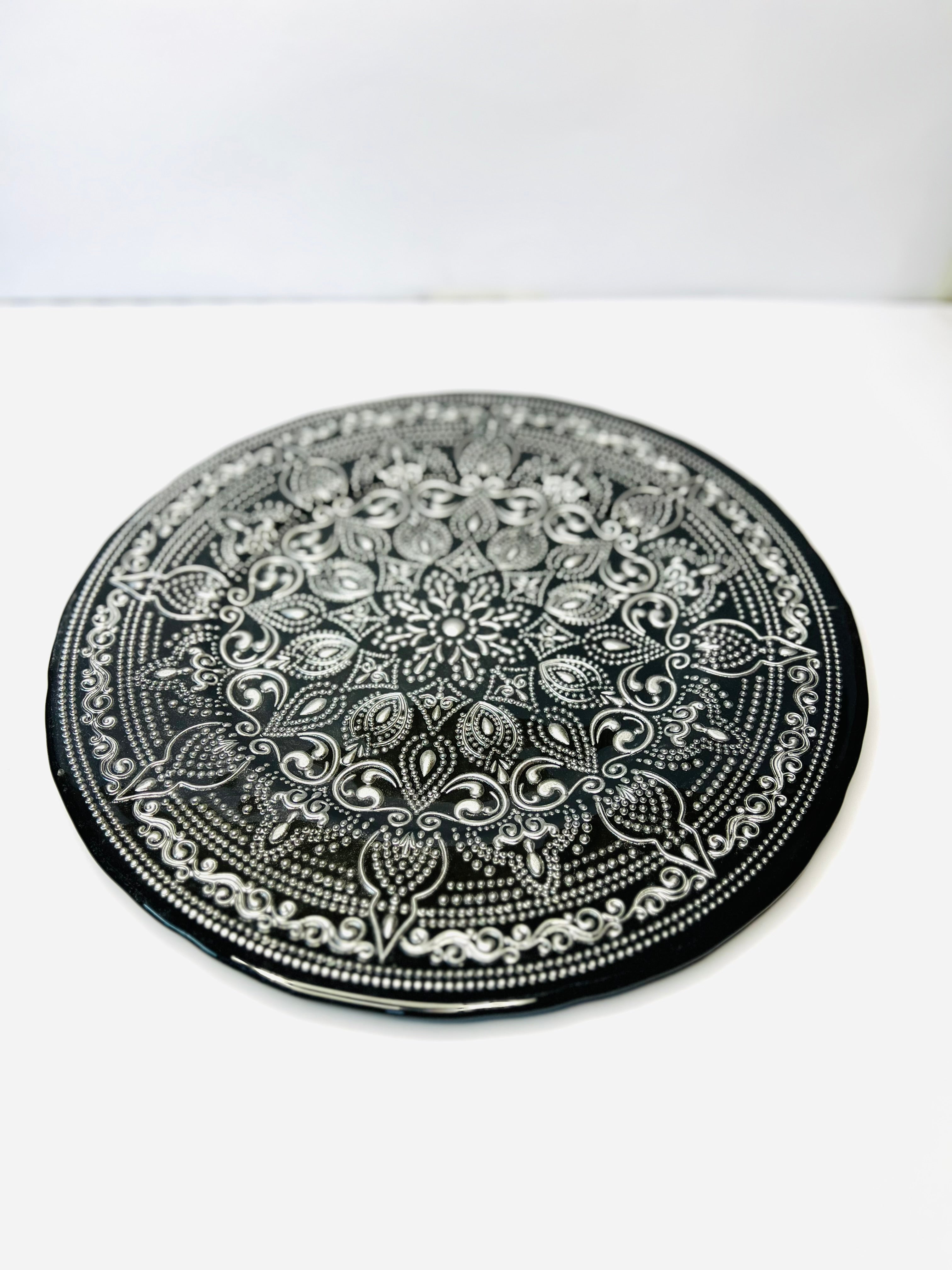 "Noir Chic" Turkish Plate