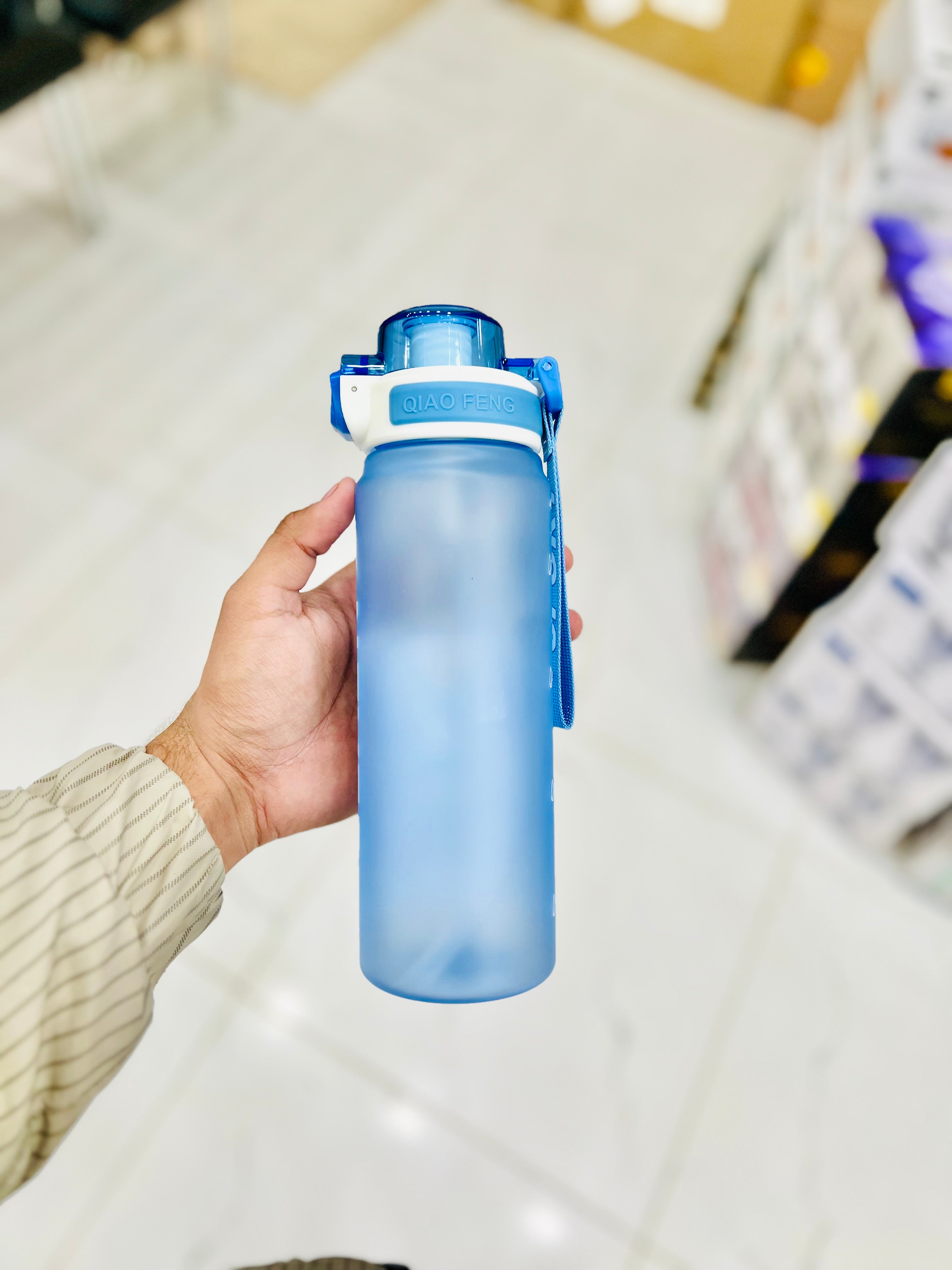 900 ML Sports Water Bottle With PopUp Straw & Carry Strap
