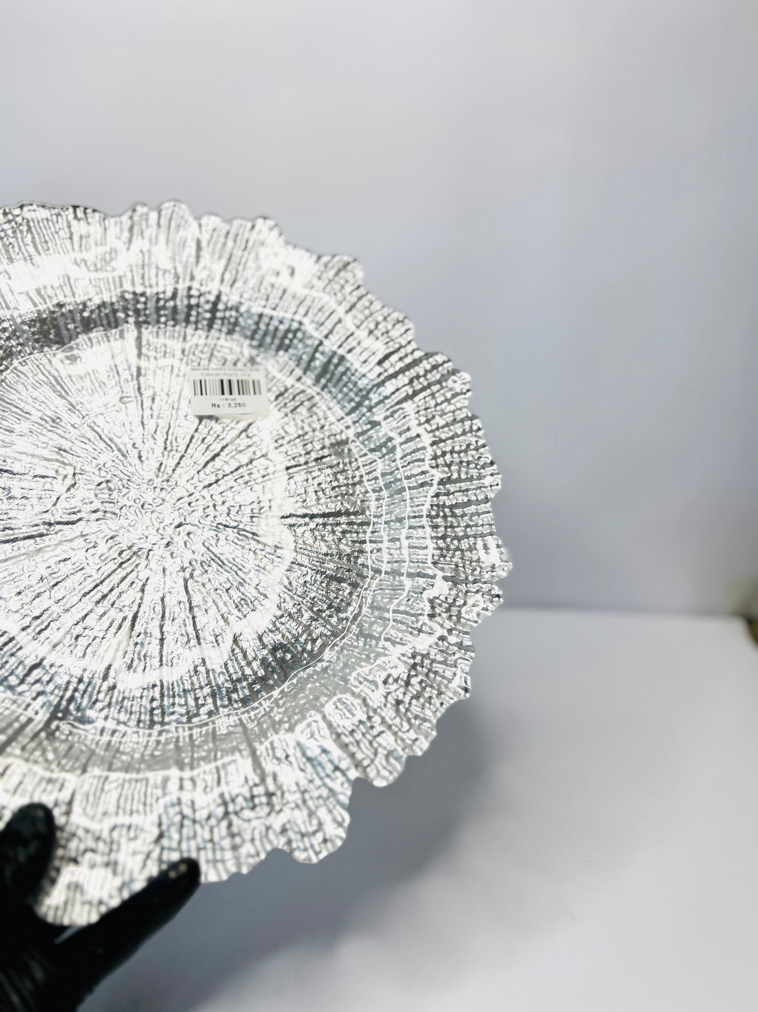 “ Reef “ Glass Charger Plate