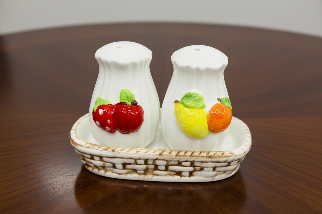 Kookie- Ceramic Salt & Pepper Shaker