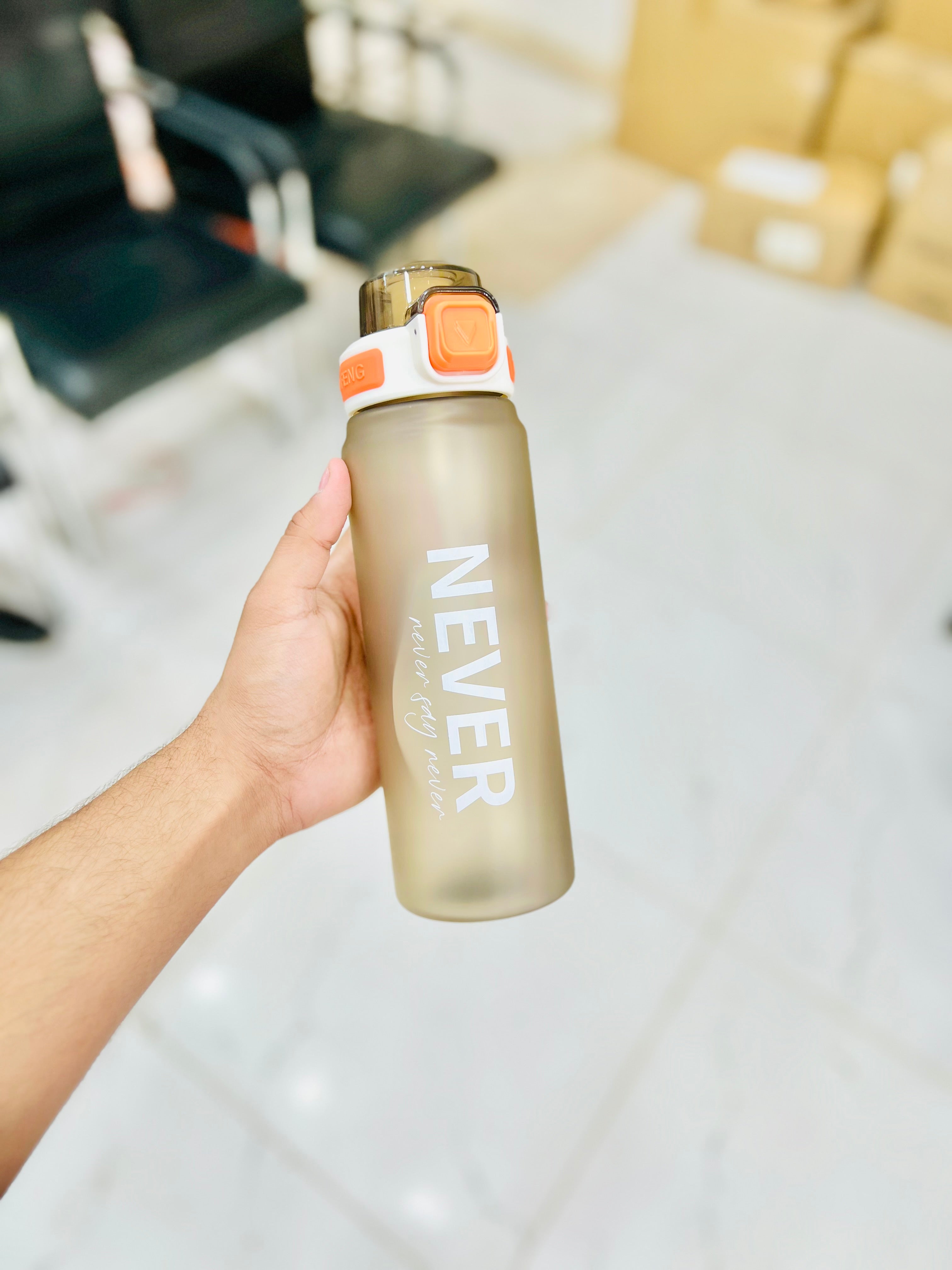 900 ML Sports Water Bottle With PopUp Straw & Carry Strap