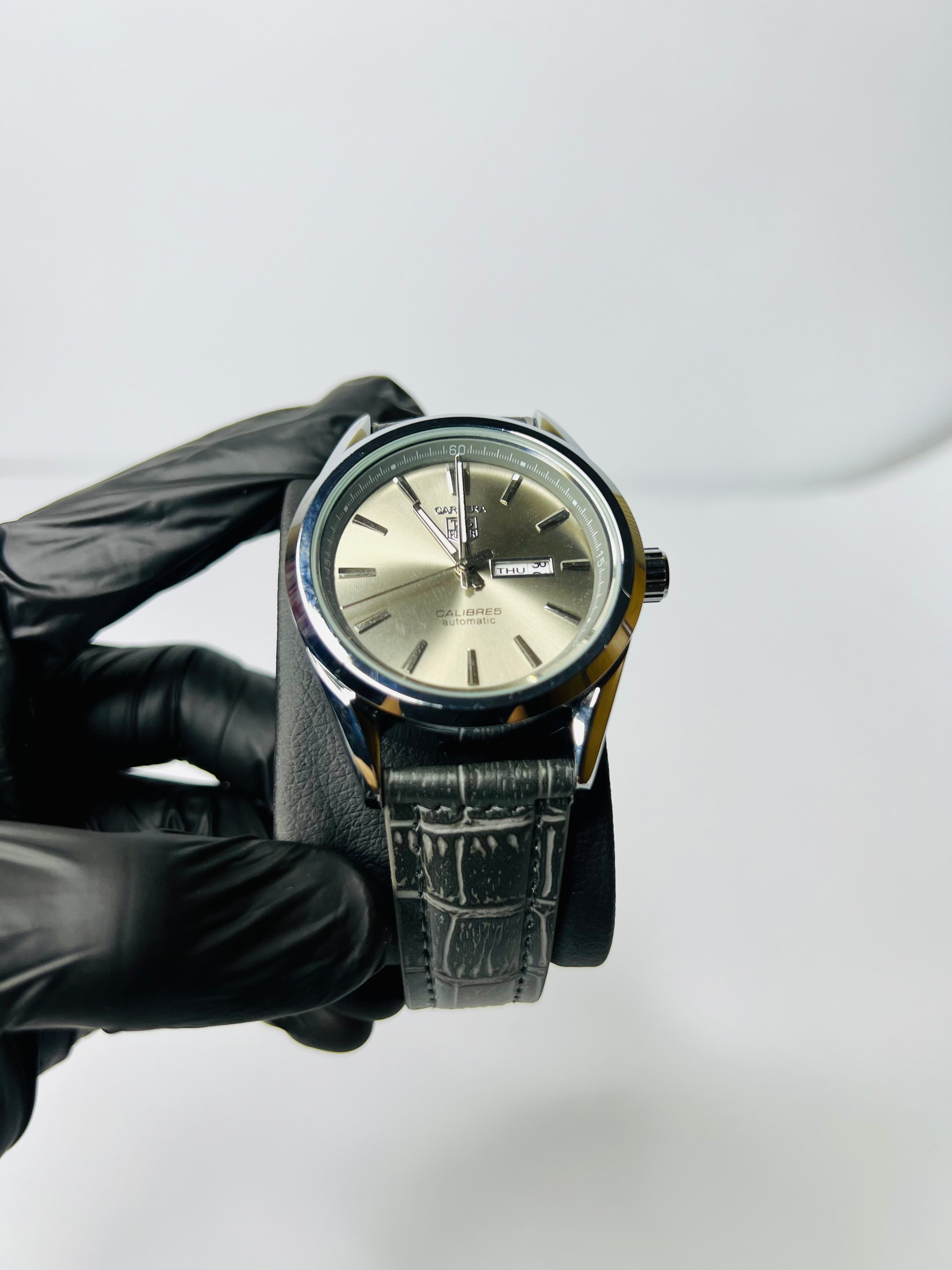 TAG Heuer Carrera Grey