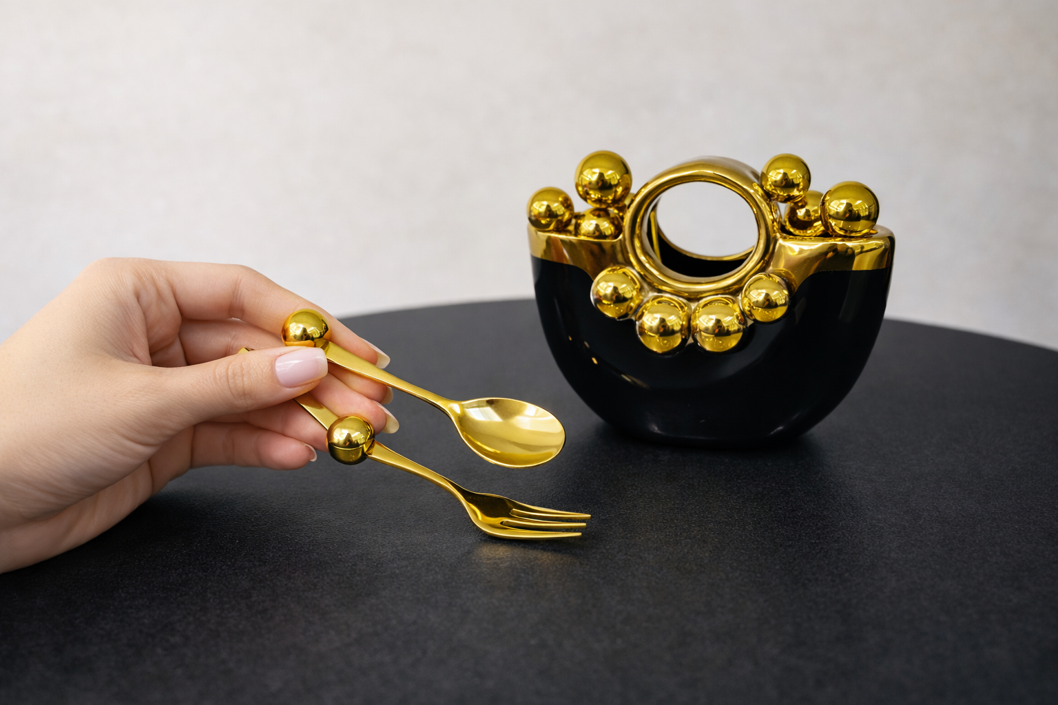 Ceramic Handbag Style Fruit Cutlery